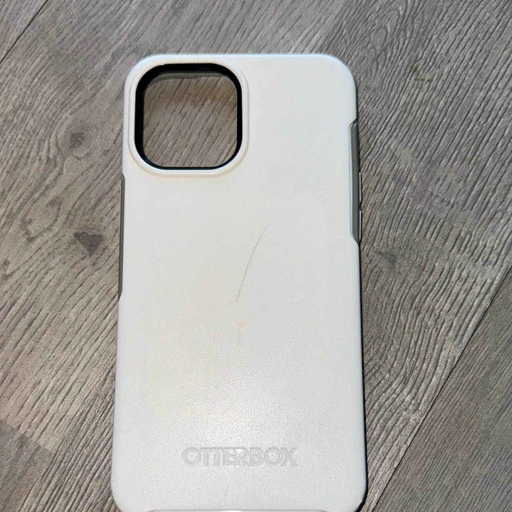 OtterBox Stylish Phone Case Collection - Multicolor - Picture 9 of 10
